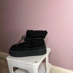 H&M Laced Patted Boots | Size 37